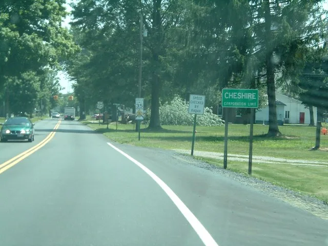 Cheshire, Ohio (Gallia County) in 2004. Self made photo.