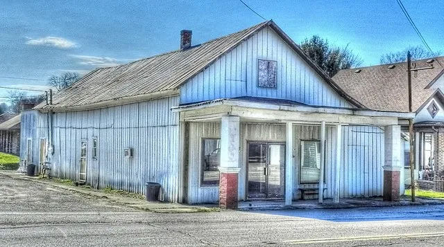 On the National Register of Historic Places and once the Miners' Supply store that also carried groceries, the structure is along OH93 in Coalton, Ohio. The now-vacant structure i...
