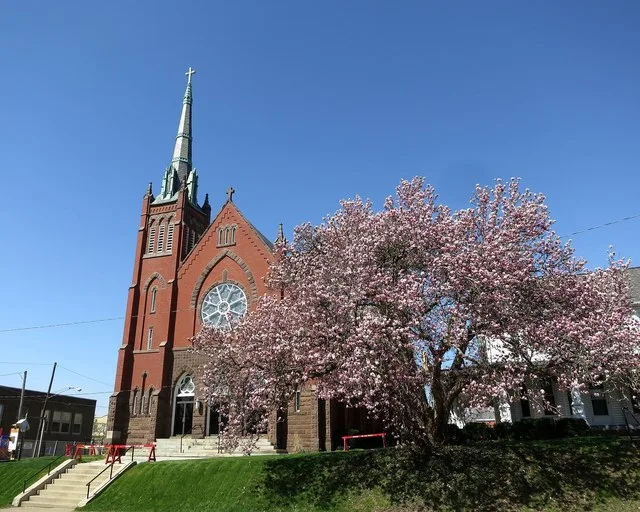 Saint Luke Catholic Church (Danville, Ohio) - exterior