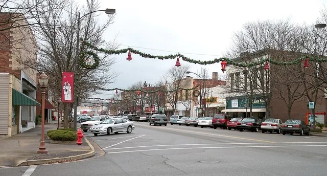 West Third Street in downtown w:Dover, Ohio