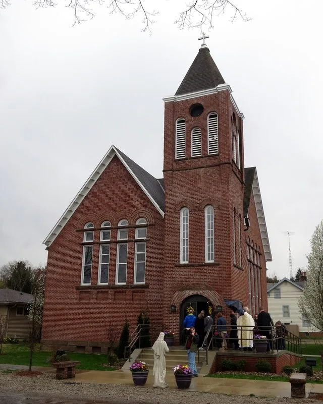 Saint Ann Catholic Church (Dresden, Ohio) - exterior