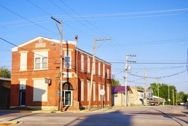 View along Walnut Lane in Felicity, Ohio, United States. The Felicity Lodge building (Felicity Lodge #102) is on the left.