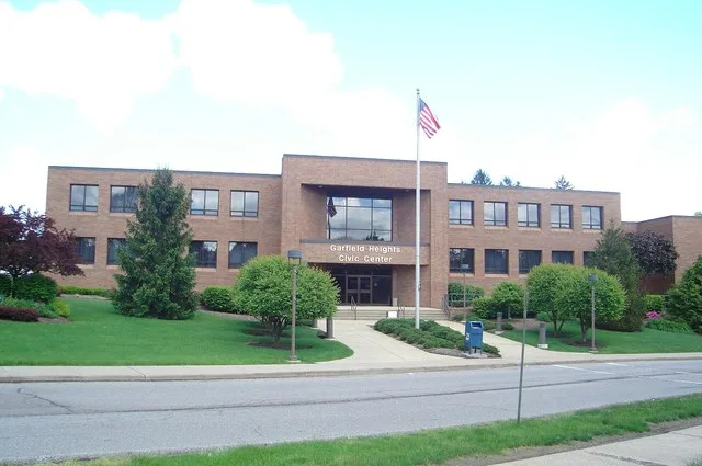 The Garfield Heights city hall and Civic Center, seen in May 2006 . Photo taken by Andrew DeFratis, 20 May 2006. - A.J. 20:30, 26 May 2006 (UTC)