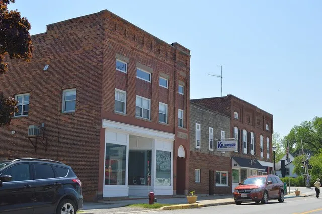 Buildings on the eastern side of Findlay Street ( State Route 64 ) in central Haskins , Ohio , United States .