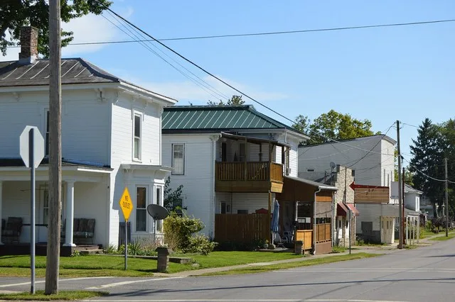 Buildings on the eastern side of Main Street ( State Route 37 ) south of the Magnetic Street intersection in Magnetic Springs , Ohio , United States .