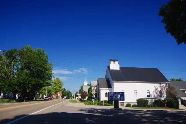 View along Main Street (Ohio State Route 28) in Martinsville, Ohio, United States. The Martinsville Church of Christ is on the right.