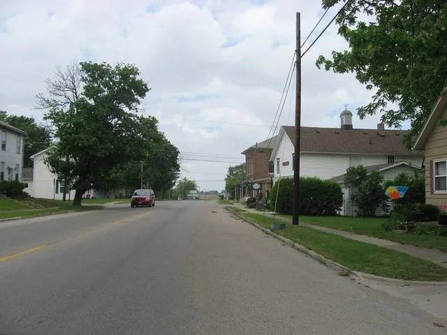 Looking westward along State Route 29 in Mutual , Ohio , United States .