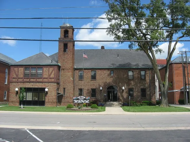 Front of the municipal building , fire station, and police station in Ottawa , Ohio , United States .