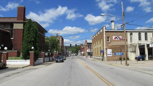 Looking north on Second Street (US Highway 52) in Ripley.