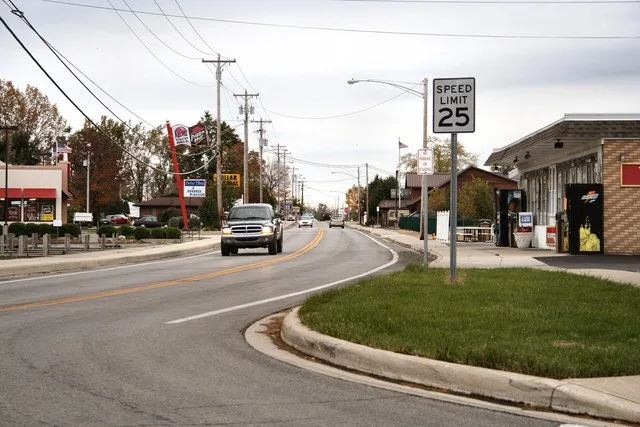 Main Street, Russells Point, Ohio . Photo shot by Derek Jensen ( Tysto ), 2005-October-20