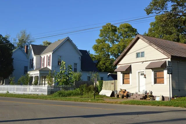 Houses on Main Street ( U.S. Route 127 ) at the Ritter Street intersection in Seven Mile , Ohio , United States .