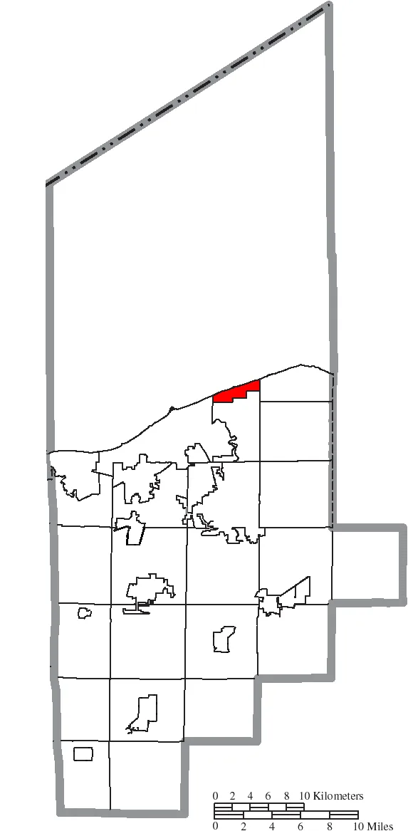 Map of the municipal and township boundaries of Lorain County , Ohio , United States , as of the 2000 census, with the location of the city of Sheffield Lake highlighted. Township...