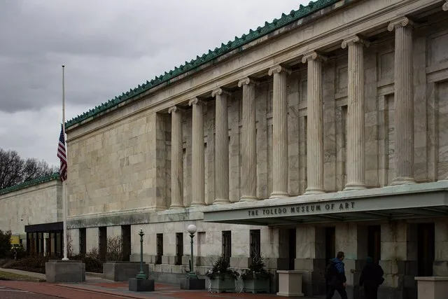 The entrance and front facade of the Toledo Museum of Art from Art Museum Drive.