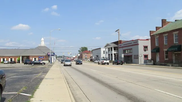 Looking east on Emmitt Avenue (U.S. Highway 23) in Waverly.