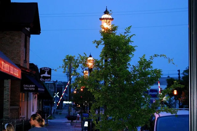 WYOMING OHIO STREET AT DUSK . Photo taken by Kabir Bakie Wyoming Ohio July, 2004