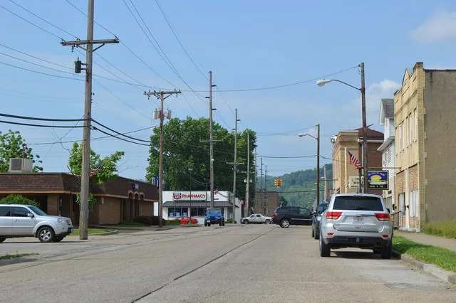 Buildings in the business district of Yorkville , Ohio , United States . Photo looks south on Williams Street on the Jefferson County side of the village; the Public Road intersec...