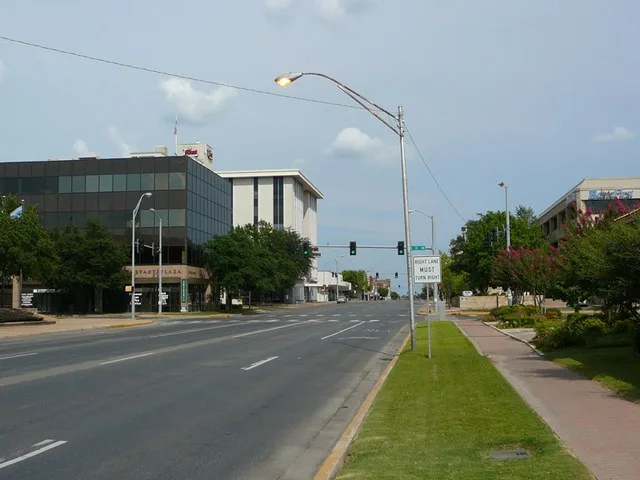 View of Downtown Ardmore , Oklahoma in 2007.
