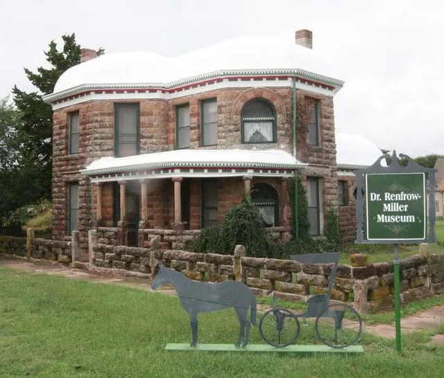 This is a photo of a historic home in Billings Oklahoma that I took myself and am putting into Public Domain.