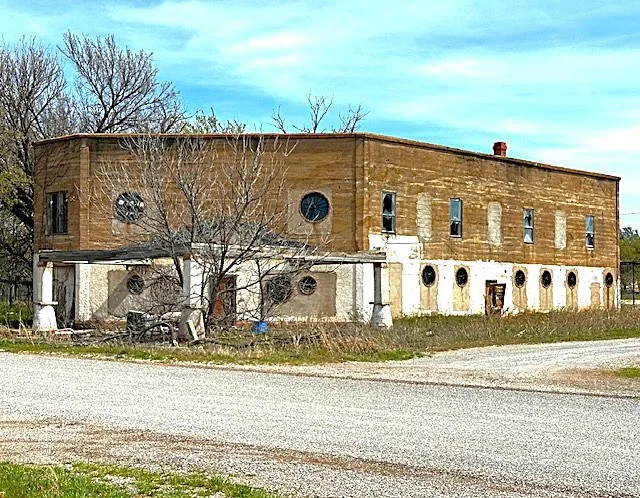 Abandoned building at Faxon, OK 3-2025