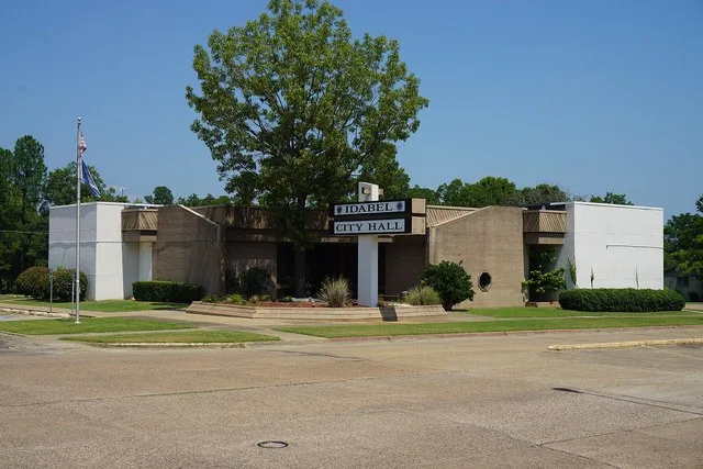 Idabel City Hall in Idabel , Oklahoma ( United States ).
