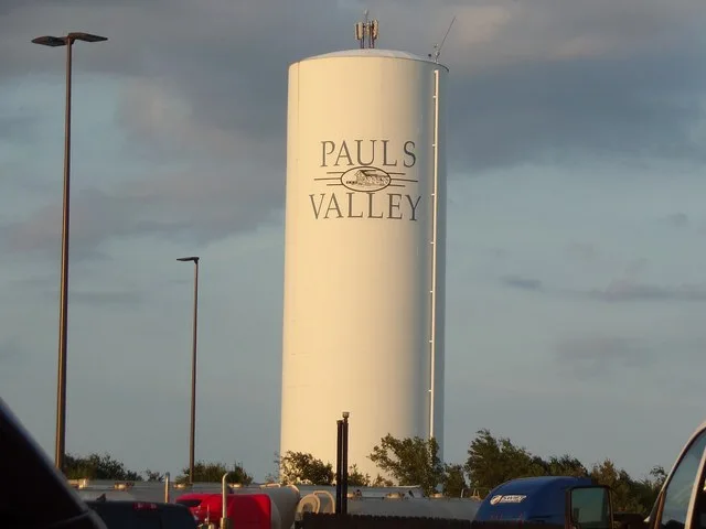 This is an image of a water tower in Pauls Valley, Oklahoma.