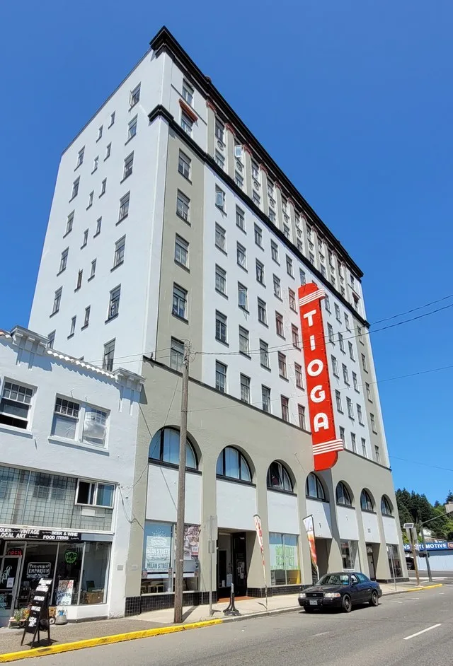 Tioga building in Coos Bay, Oregon shortly after exterior renovations were completed.