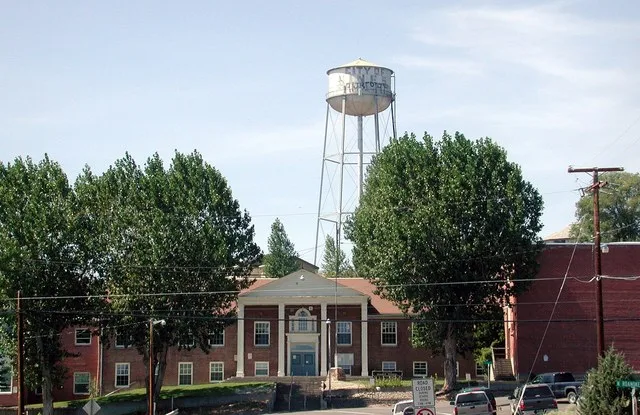 Hines Middle School and water tower in Hines in the U.S. state of Oregon