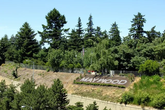 MAYWOOD w:Hillside letters for w:Maywood Park, Oregon .