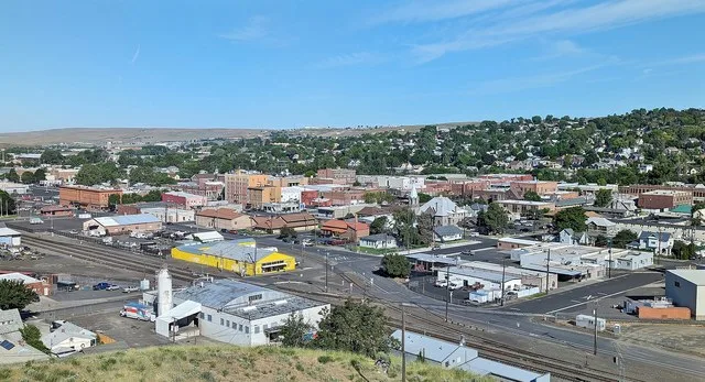A panoramic view of downtown Pendleton, Oregon , seen from Goodwin Avenue in the southeast of the city.