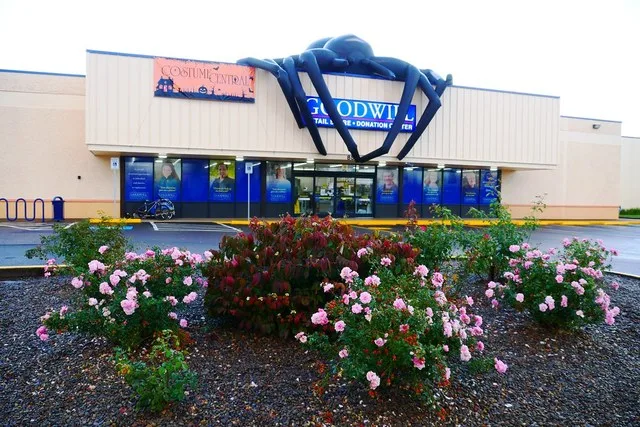 Goodwill on Seneca Street in Eugene, Oregon