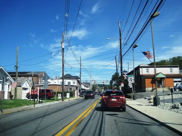 Photo of northbound Pennsylvania Route 512 (Walnut Street) in Bath , Pennsylvania approaching Pennsylvania Route 248 (Northampton Street). Photo taken looking north between Center...