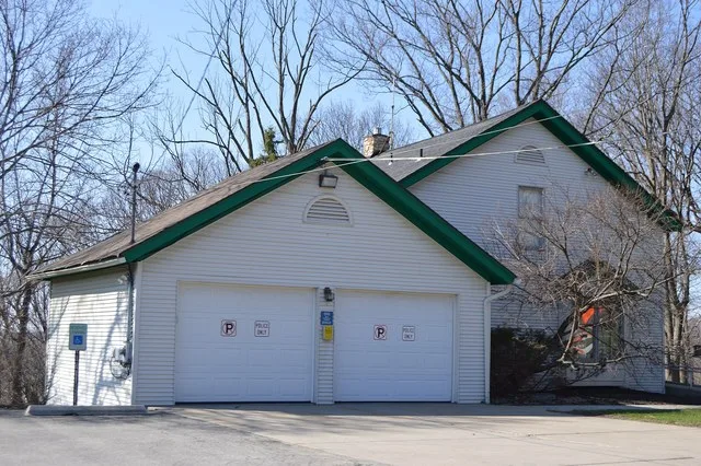 Front of the police station and municipal building for Bell Acres , Pennsylvania , United States , located at 1151 Camp Meeting Road.