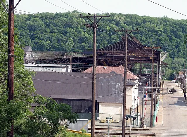 View of Allegheny Ludlum Brackenridge Works from Mile Lock Lane at Vermont Avenue (Harrison Township and Brackenridge, Pennsylvania)