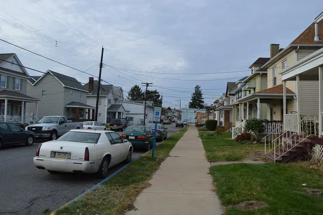 Houses on Second Avenue north of the Twelfth Street intersection in Conway , Pennsylvania , United States .