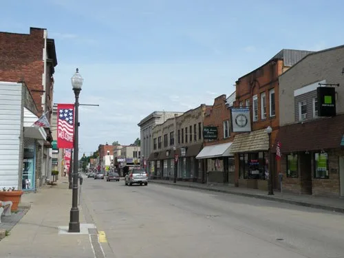Picture of 5th Avenue, Coraopolis, Pennsylvania , on June 7, 2009.