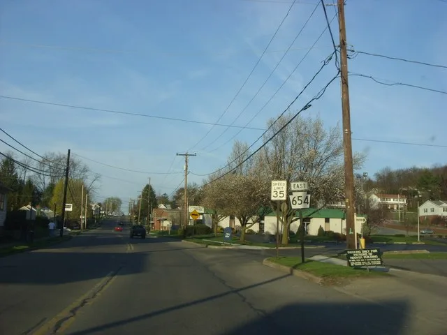 Duboistown, Pennsylvania, Euclid Ave. on Pennsylvania State Route 654