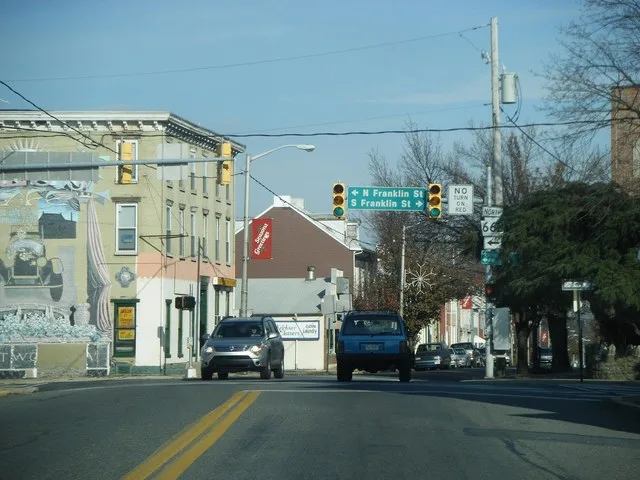 Northbound Pennsylvania Route 662 (Main Street) at the intersection with Franklin Street in Fleetwood, Pennsylvania where the route makes a left turn.