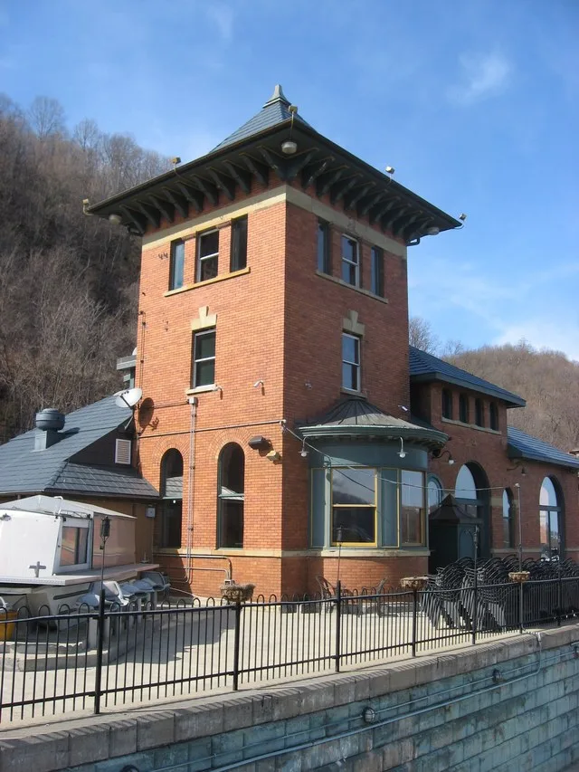 Southwestern front of the former powerhouse at the Merrill Lock No. 6 , located along the Ohio River at Industry in Beaver County , Pennsylvania , United States . The lock and its...