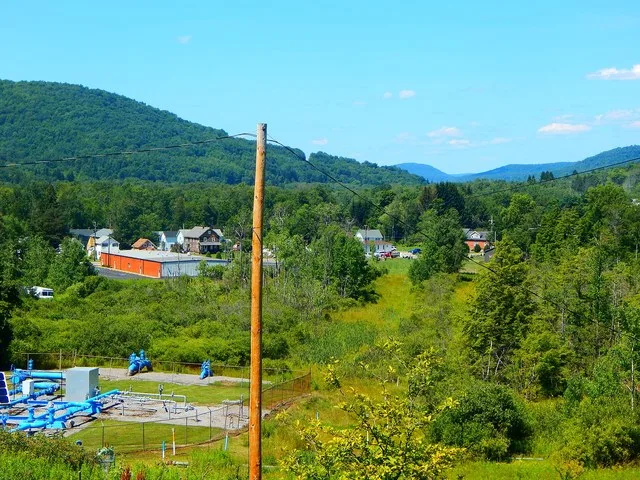 Lewis Run, Pennsylvania from the hills above on State Route 4001 .