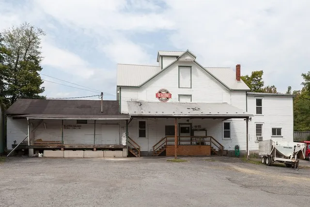 H.O. Andrews Feed Mill , a historic feed mill located at Mapleton in Huntingdon County, Pennsylvania