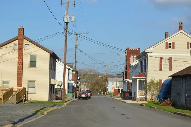 Looking east on Tuscarora Street from the Railroad Avenue intersection in Mifflin , Pennsylvania , United States .