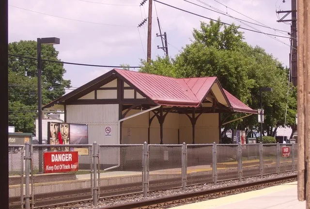 Morton train station
