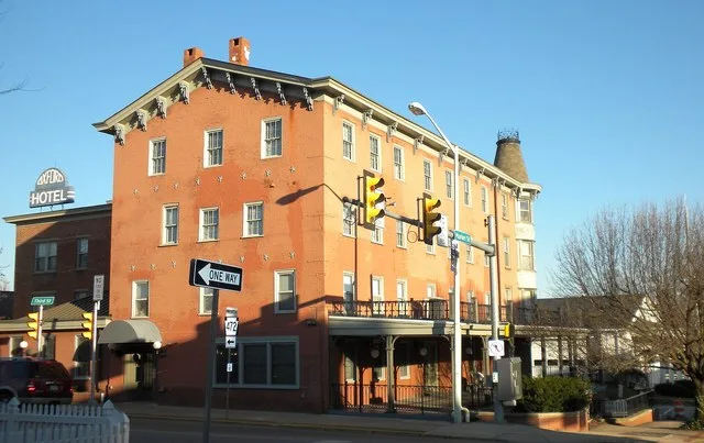 Oxford Hotel in Oxford, PA in Chester County. On NRHP. This is my own work donated to the public domain.