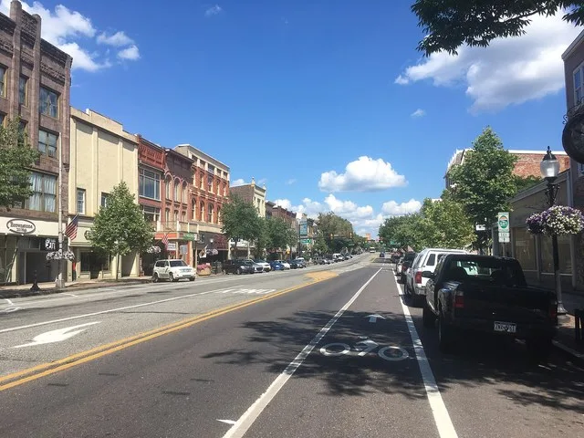 Eastbound High Street past the intersection with Hanover Street in Pottstown, Pennsylvania