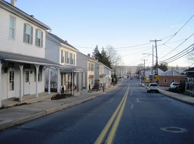 Photo of southbound West Main Street (SR 2019) in Richland , Pennsylvania . Photo taken looking southeast between Strawberry Alley and Race Street.