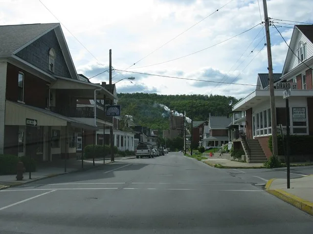Main Street at Girard Street, Roaring Spring , Pennsylvania Camera location 40° 20′ 07.8″ N, 78° 24′ 06″ W View this and other nearby images on: OpenStreetMap 40.335500; -78.401667