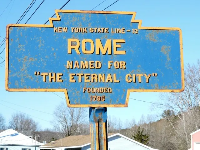 Keystone sign in Rome, Pennsylvania