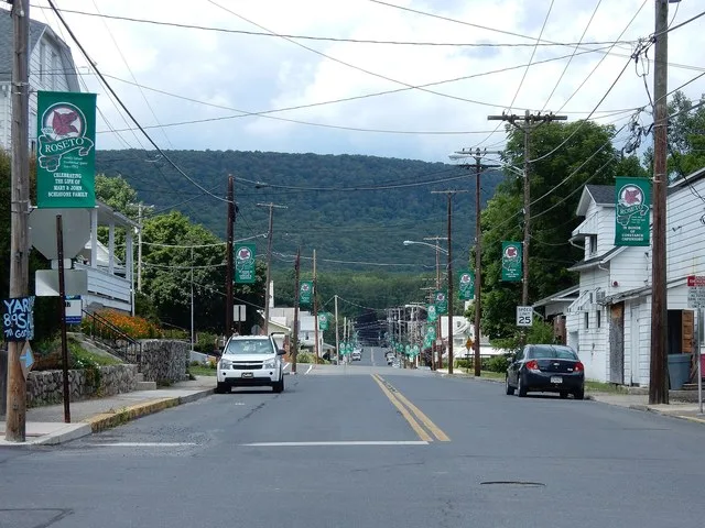 Garibaldi St., Roseto, Northampton County, Pennsylvania. Looking north.