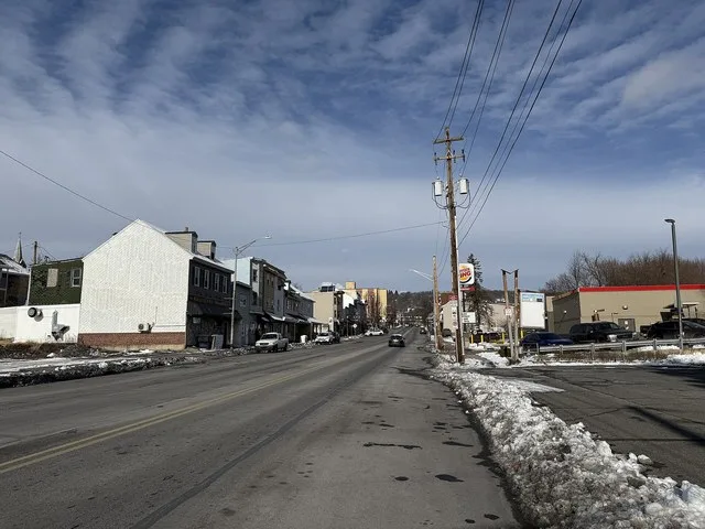 Northbound Pennsylvania Route 924 (Main Street) past the intersection with Laurel Street in Shenandoah, Pennsylvania