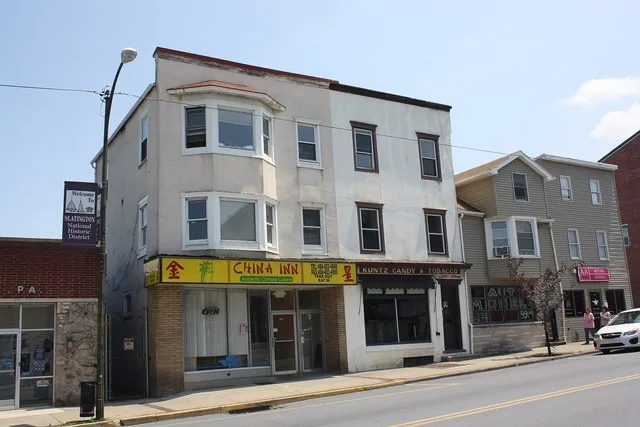 619/621/623/625 Main St., Slatington, Pennsylvania ( Slatington Historic District ).